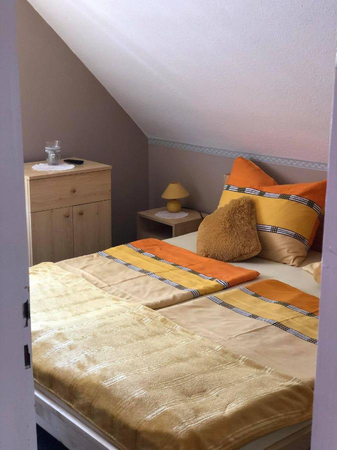 Major Csalad Apartman Heviz Bagian luar foto