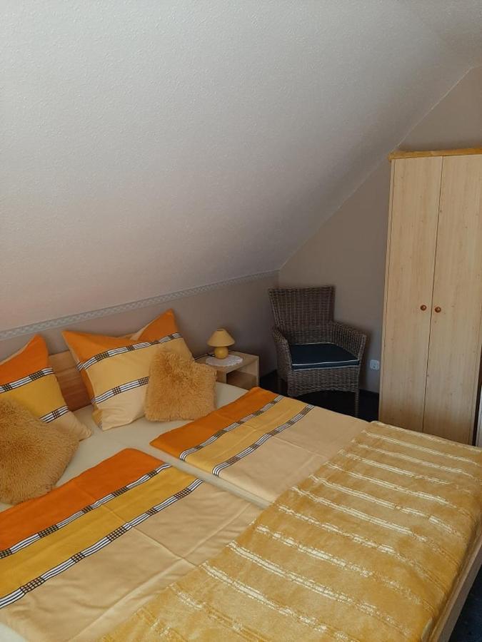 Major Csalad Apartman Heviz Bagian luar foto