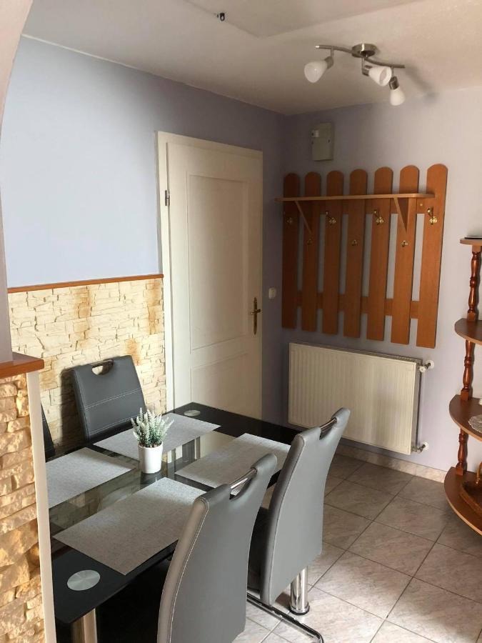 Major Csalad Apartman Heviz Bagian luar foto